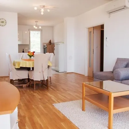 Mastarip - #73650 Makarska